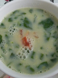 A picture of Moog dal And spinach soup.