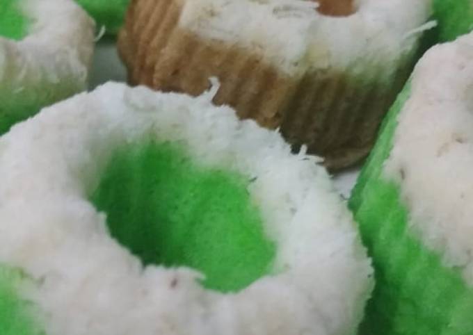 Easiest Way to Prepare Tasty Kue putu ayu simple anti ribet