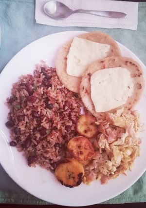 Una foto de Desayuno _ Gallo Pinto Tico #2🇨🇷