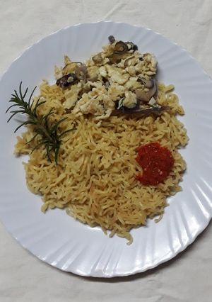 A picture of Chicken Flavoured Indomie Instant Noodles #4weekschallenge#.