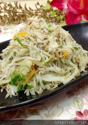 馬鈴薯絲炒魩仔魚 的食譜成品照片
