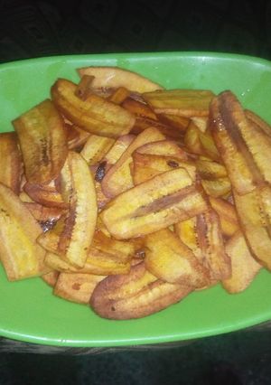 A picture of Plantain chips by Ogechukwu Mbanugo.