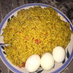 A picture of Indomiee with egg.