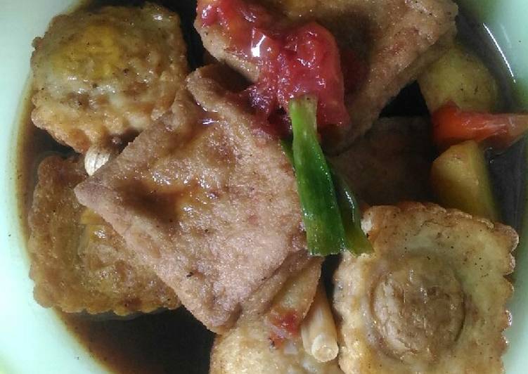 Semur kentang,tahu,dan telur