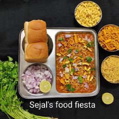 A picture of Misal pav #boxweek7.