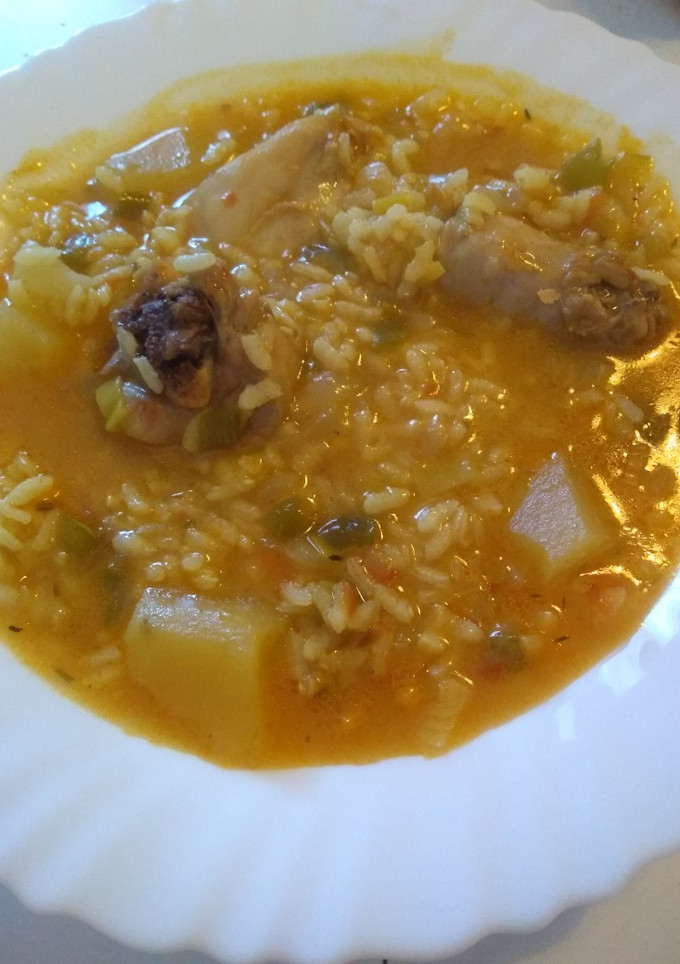 Una foto de Arroz con pollo
