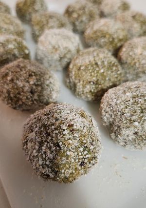 Una foto de Croquetas de quinoa, zanahoria y espinaca