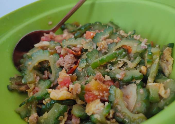 Ini dia! Resep buat Tumis Pare telur Syedapp *Dijamin parenya gak pahit  sesuai selera