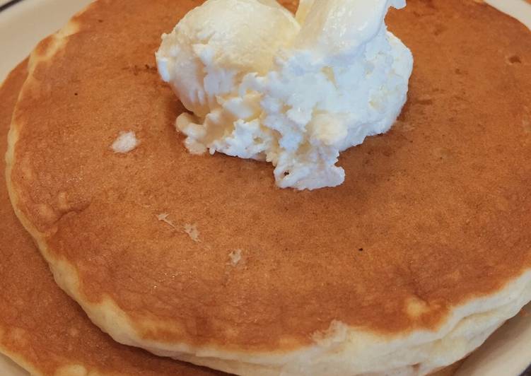 Recipe of Perfect Buttermilk pancakes