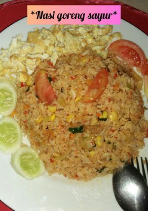 Foto resep *Nasi goreng sayur*