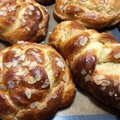 A picture of Greek Tsoureki (sweet Easter bread).