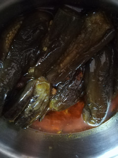 बैंगन खट्टे (Baingan khatte recipe in hindi) रेसिपी मुख्य फोटो