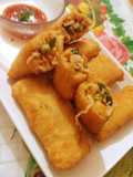 Bread chicken veg noodles pockets