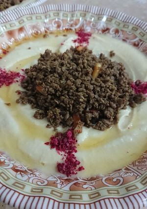 صورة لوصفة حمص باللحمة