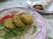 Una foto de falafel avena