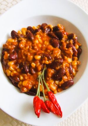 Vörös babos, húsos egytálétel egyszerűen recept fotója