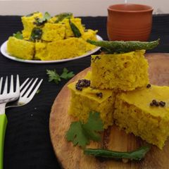A picture of Instant Khaman Dhokla.