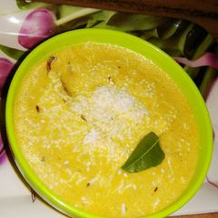 A picture of Khas khas with cheese.