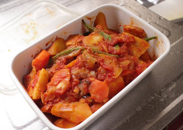 Recipe of Ultimate Braised Pork belly and sweet potato with tomato