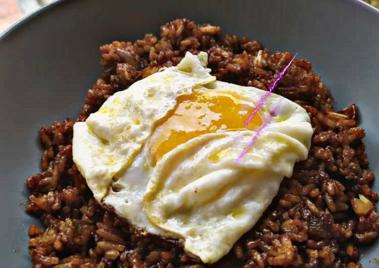 Nom nasi goreng che Difference and