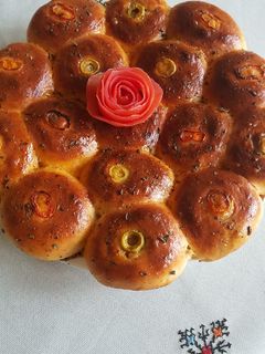 صورة لوصفة خلية النحل بحشوة مالحة بنكهة للبيتزا