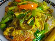 Gambar ikan bawal bumbu kuning