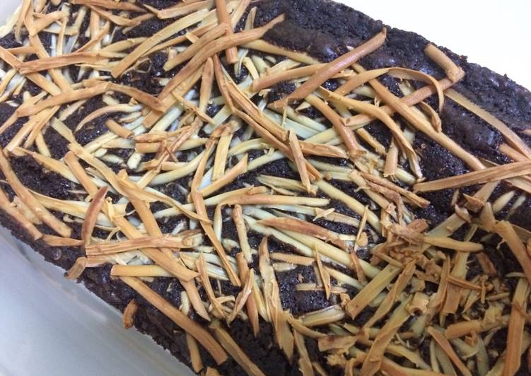 Brownies Panggang 2 Telur (Mudah Tanpa Mixer)