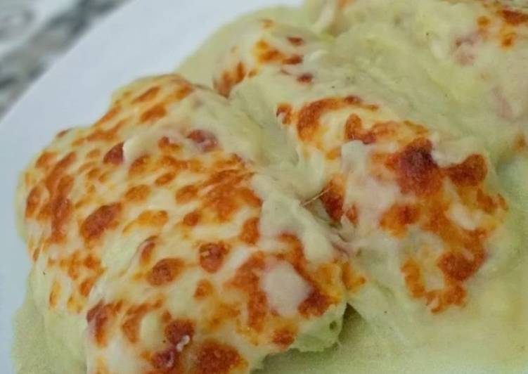 Canelones light de puerro con bechamel de calabacín para dieta