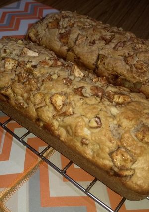 Una foto de Dos budines de manzana con avena y mucho gustito a canela..