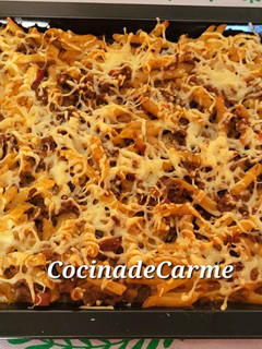 Una foto de Plumas sin tomate, con carne de ternera y nata
