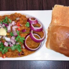 A picture of Pav Bhaji.