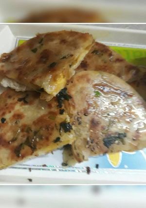 अमृतसरी आलू कुलचा (Amritsari aaloo kulcha recipe in hindi) रेसिपी मुख्य फोटो