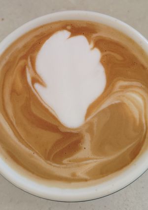 A picture of Flat white coffee.