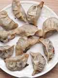 Dumplings rellenos de carne picada y col china