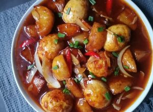 Gambar Telur Rebus & Kentang Masak Sos