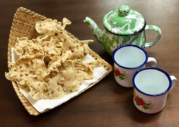 •Rempeyek Kacang Tanah• by Dapur Itha