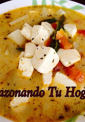 Una foto de Caldo de papa con queso💖