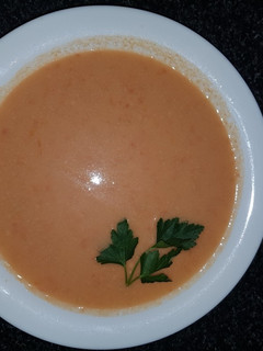 Una foto de Salmorejo sin pan para la dieta