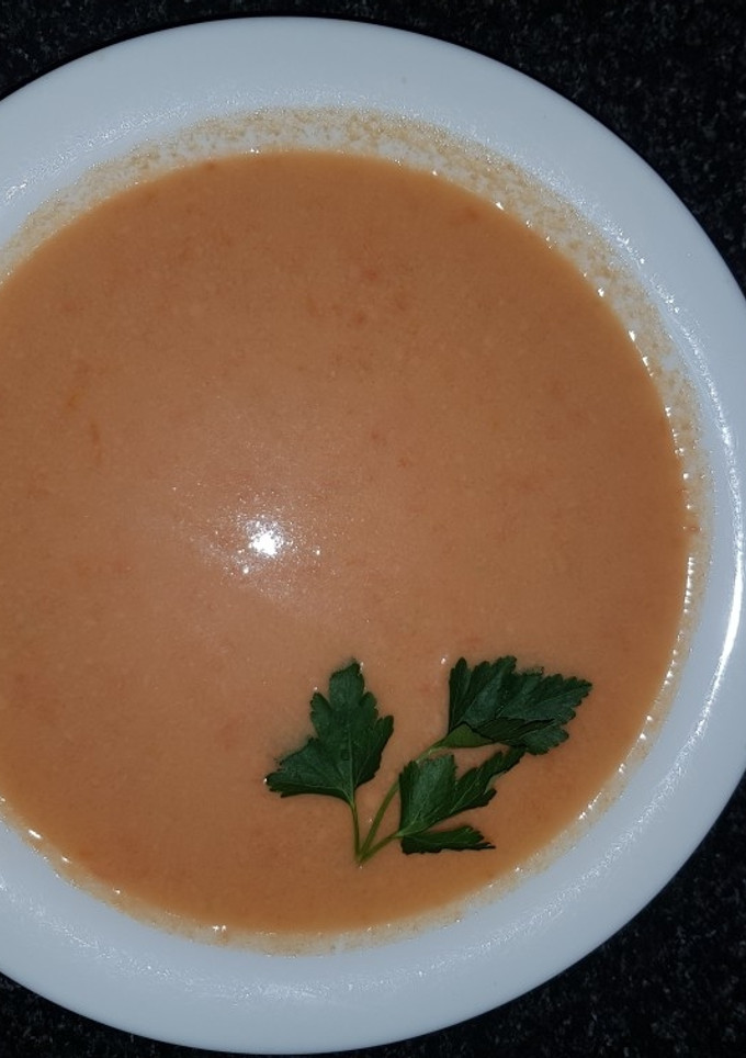 Una foto de Salmorejo sin pan para la dieta