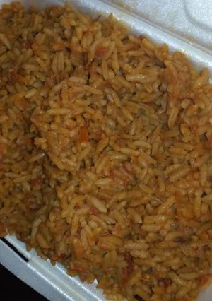 A picture of Jollof rice.