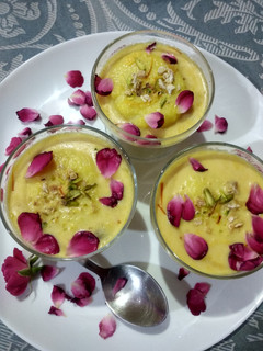 रसमलाई (Rasmalai recipe in Hindi) रेसिपी मुख्य फोटो