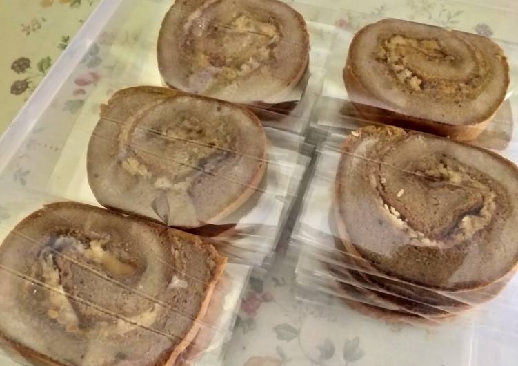 Roll cake coklat "lawthomaz"