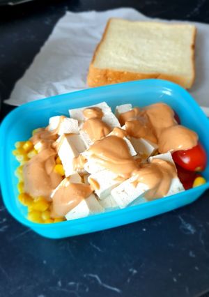 A picture of Simple peanut butter sauce.
