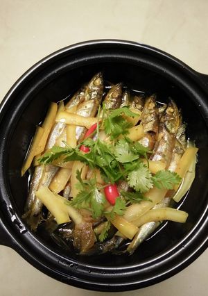 Hình của món Cá trứng kho dừa.