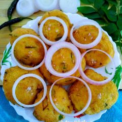 Urad Dal Vada A picture of Urad Dal Vada.