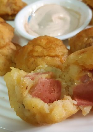 A picture of Stuffed Potatoes.
