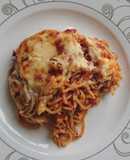 Cheese baked bolognese spaghetti