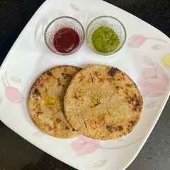 A picture of Sweet Potato 🍠 & Barley Flour Stuff Roti (Tikki Chaat From Left Over Stuffing).