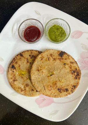 A picture of Sweet Potato 🍠 & Barley Flour Stuff Roti (Tikki Chaat From Left Over Stuffing).