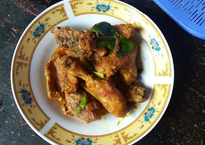 Resep Ayam Masak Sederhana oleh Dita Pasonalupi - Cookpad